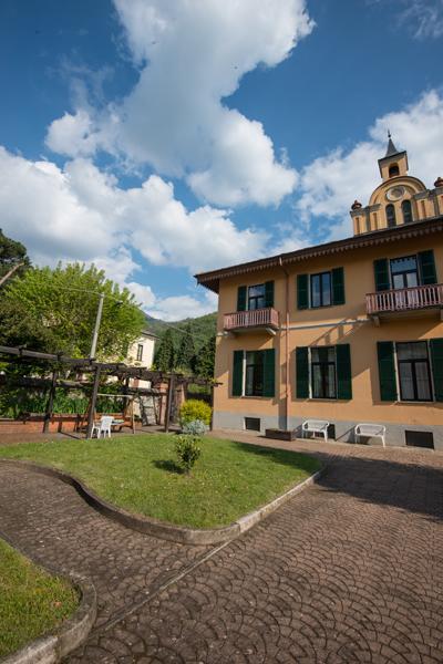 Foresteria Valdese Hotel Torre Pellice Exterior foto